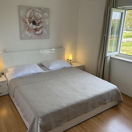 Apartamento Sweet Lapat By El-Pi Tours Porat  Exterior foto